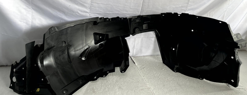 Load image into Gallery viewer, 2017-2023 NISSAN ROGUE SPORT FRONT LEFT INNER FENDER LINER SPLASH SHIELD #106224
