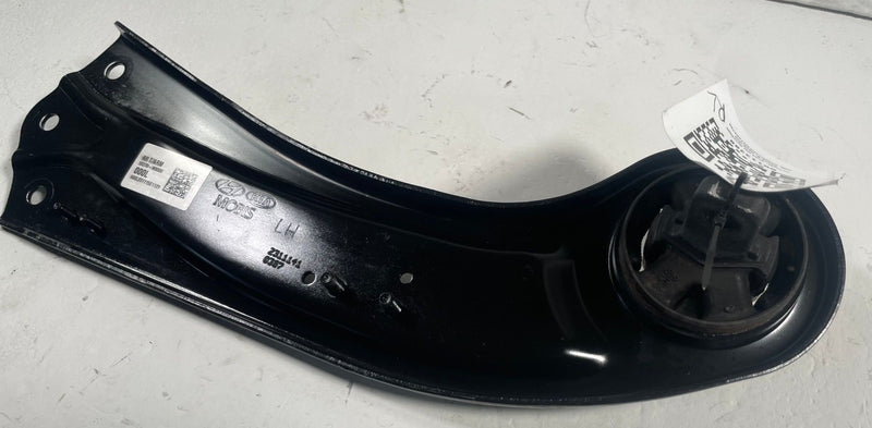 Load image into Gallery viewer, 23-26 KIA SPORTAGE FWD REAR LEFT DRIVER SIDE LOWER TRAILING CONTROL ARM # 113288
