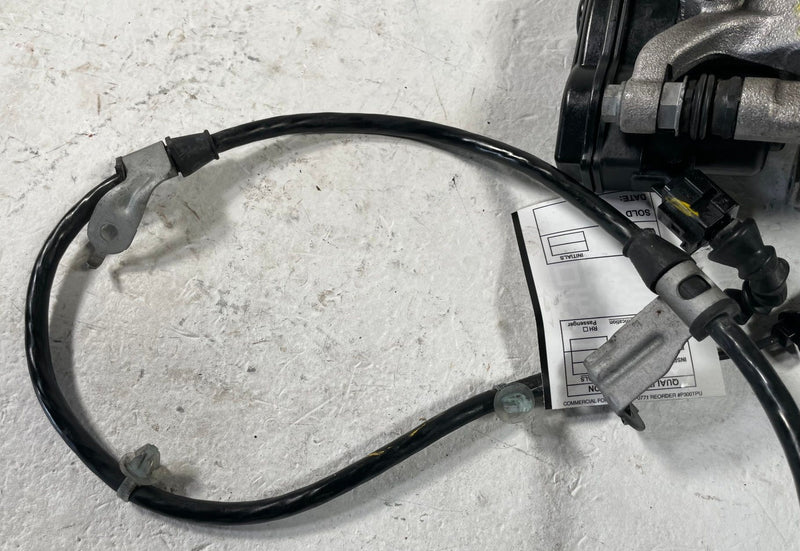 Load image into Gallery viewer, 23-26 HONDA HR-V REAR LEFT DRIVER SIDE DISC BRAKE CALIPER W/ ABS SENSOR # 108052
