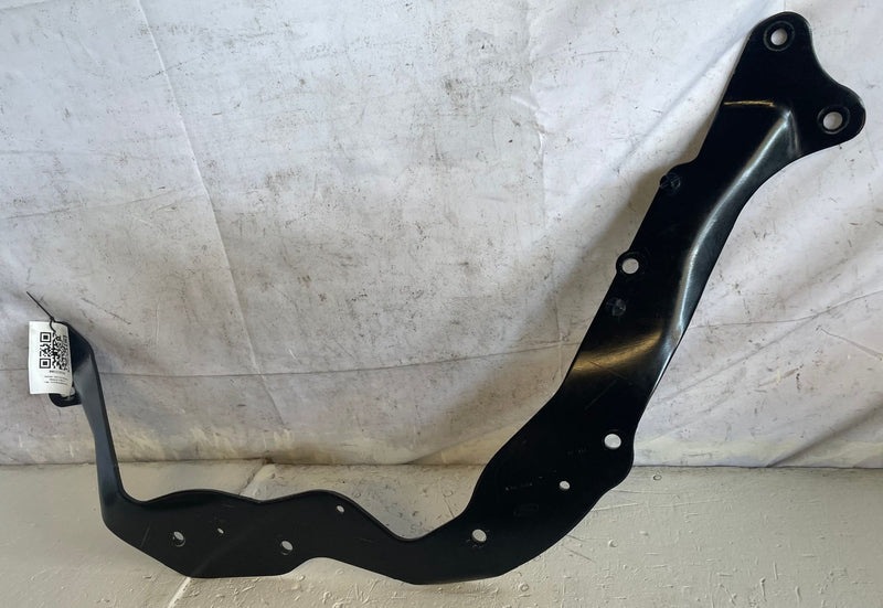 Load image into Gallery viewer, 15-25 FORD MUSTANG FENDER APRON RADIATOR STRUT BRACE CROSSMEMBER BRACKET 113532
