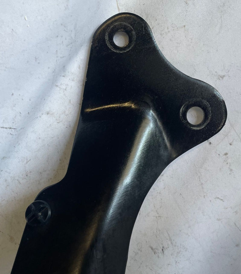 Load image into Gallery viewer, 15-25 FORD MUSTANG FENDER APRON RADIATOR STRUT BRACE CROSSMEMBER BRACKET 113532
