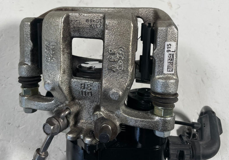 Load image into Gallery viewer, 2023 - 2026 KIA SPORTAGE REAR LEFT DRIVER SIDE BRAKE CALIPER ASSEMBLY # 113289
