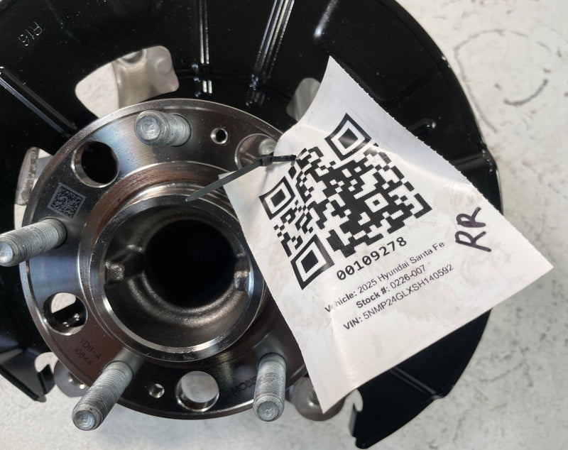 Load image into Gallery viewer, 21-26 HYUNDAI SANTA FE FWD REAR RIGHT SPINDLE KNUCKLE W/ WHEEL HUB 2.5L # 109278
