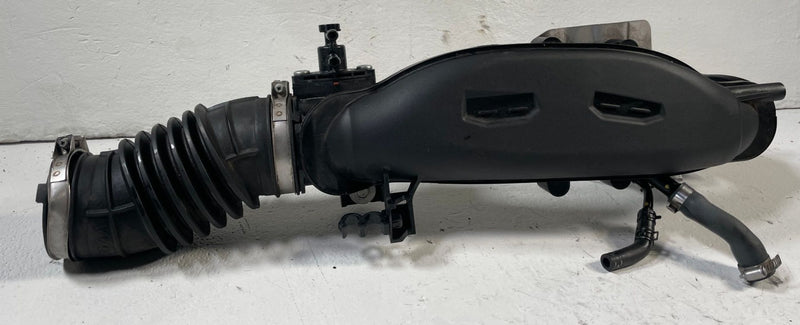 Load image into Gallery viewer, 2023-2025 HONDA ACCORD ENGINE TURBOCHARGER JOINT DUCT TUBE W/ HOSE 1.5L # 110628
