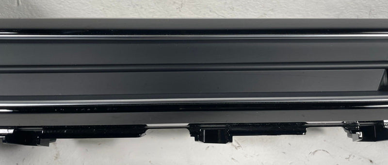 Load image into Gallery viewer, 2023 - 2025 KIA SPORTAGE FRONT RIGHT DASH AC AIR VENT GRILLE PANEL 2.5L # 113298
