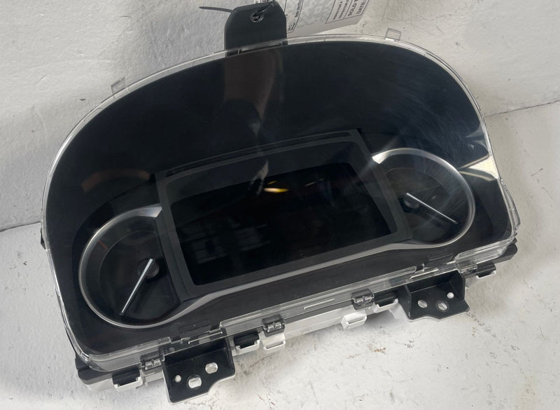 Load image into Gallery viewer, 2022 HONDA PASSPORT EX-L DASH SPEEDOMETER INSTRUMENT CLUSTER 43K MILES # 107888
