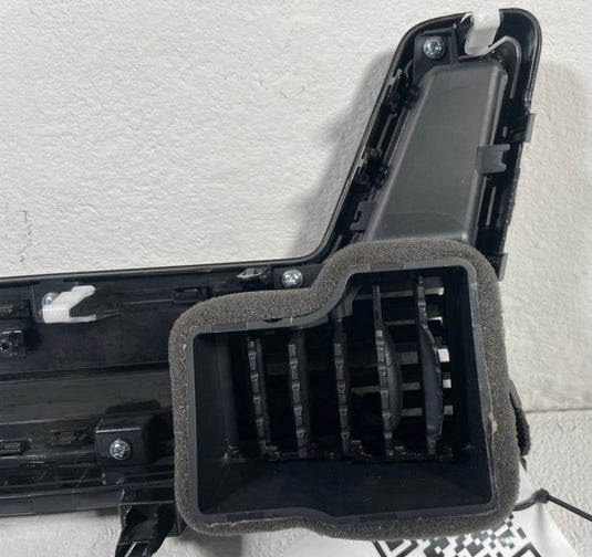 2023 - 2025 KIA SPORTAGE FRONT RIGHT DASH AC AIR VENT GRILLE PANEL 2.5L