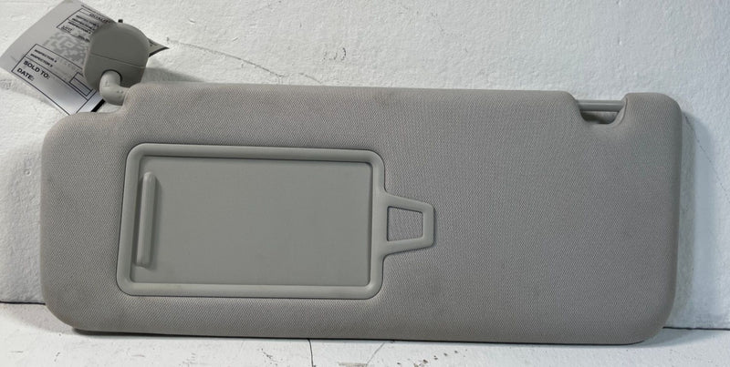 Load image into Gallery viewer, 2024-2026 HYUNDAI SANTA FE FRONT LEFT DRIVER SIDE SUNVISOR SUN VISOR # 109236
