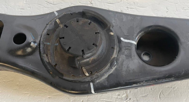 Load image into Gallery viewer, 2024-2026 HYUNDAI SANTA FE FWD REAR LEFT LOWER CONTROL ARM SPRING PERCH # 112108
