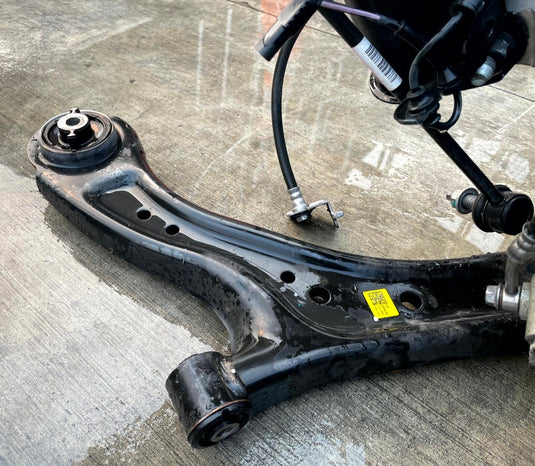 2023-2025 HYUNDAI IONIQ 6 RWD FRONT LEFT SIDE SUSPENSION KNEE ASSEMBLY