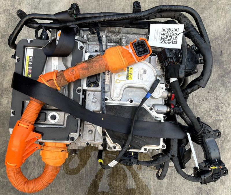 Load image into Gallery viewer, HYUNDAI IONIQ 6 RWD REAR ELECTRIC DRIVE ENGINE MOTOR ASSEMBLY 28K 23-25 # 110543
