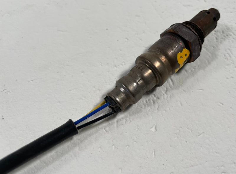 Load image into Gallery viewer, 2019 - 2025 HONDA PASSPORT ENGINE REAR RIGHT LAMBDA O2 OXYGEN SENSOR # 113364

