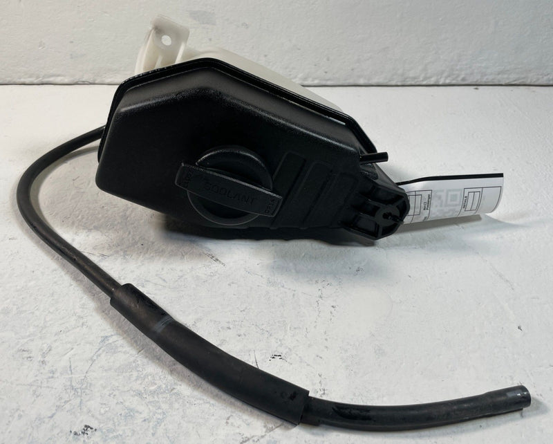 Load image into Gallery viewer, 19-25 HYUNDAI PALISADE RADIATOR COOLANT RESERVOIR RECOVERY TANK BOTTLE # 109359

