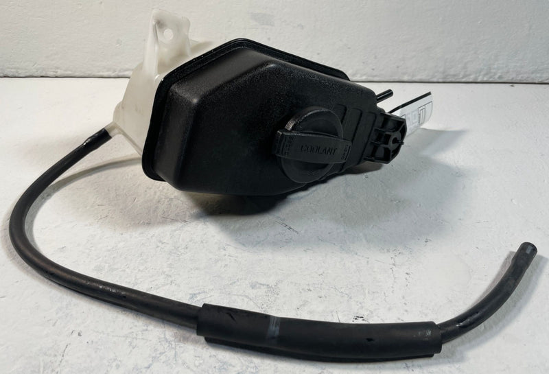 Load image into Gallery viewer, 19-25 HYUNDAI PALISADE RADIATOR COOLANT RESERVOIR RECOVERY TANK BOTTLE # 109359

