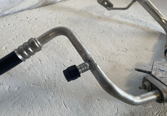 18-23 FORD MUSTANG AC AIR CONDITIONER HOSE PIPE LINE 2.3L JR3B-19E881-AD