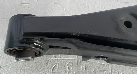 2024-2026 HYUNDAI SANTA FE FWD REAR RIGHT LOWER CONTROL ARM SPRING PERCH