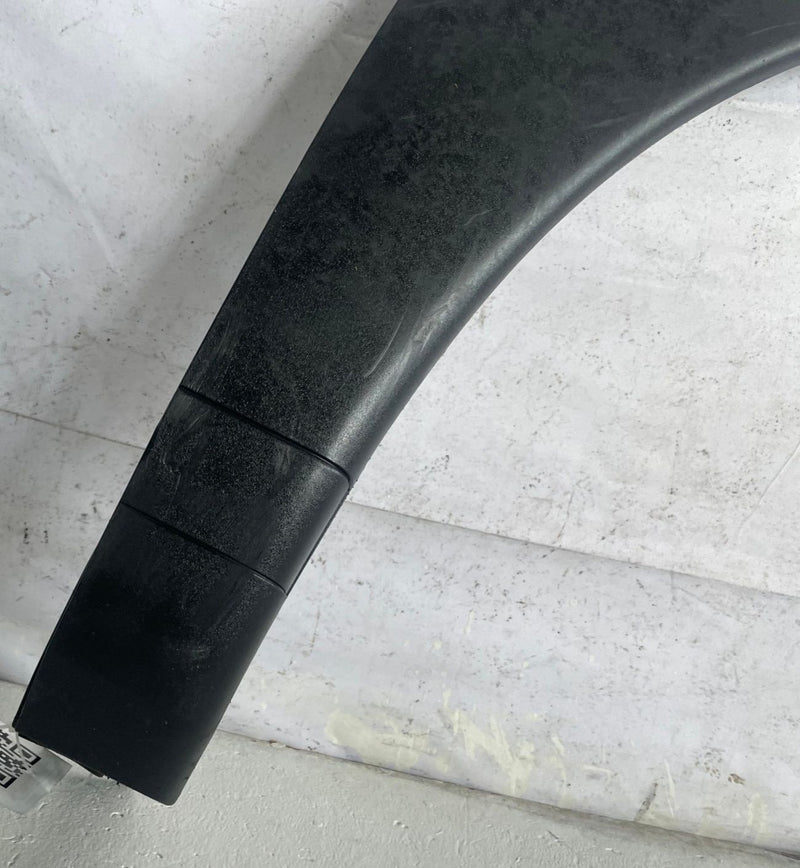 Load image into Gallery viewer, 24-26 HYUNDAI SANTA FE FRONT RIGHT SIDE FENDER WHEEL ARCH FLARE MOLDING # 112102
