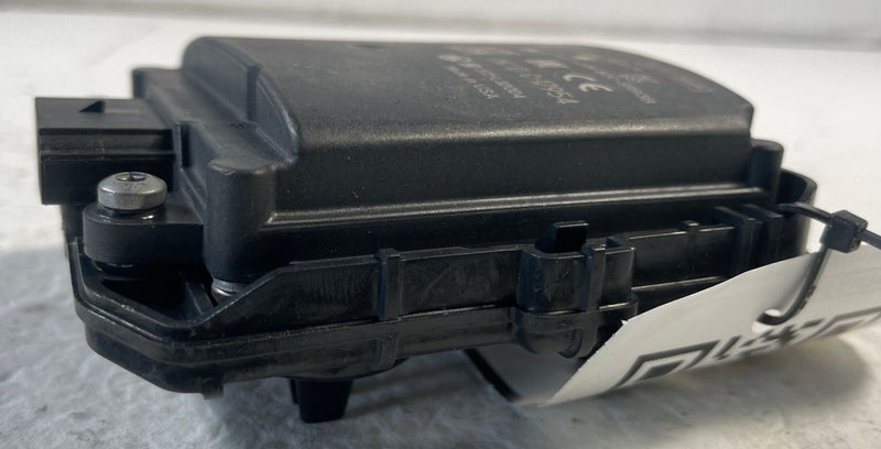 Load image into Gallery viewer, 2019-2021 INFINITI QX50 REAR RIGHT SIDE BLIND SPOT RADAR SENSOR MODULE # 106460
