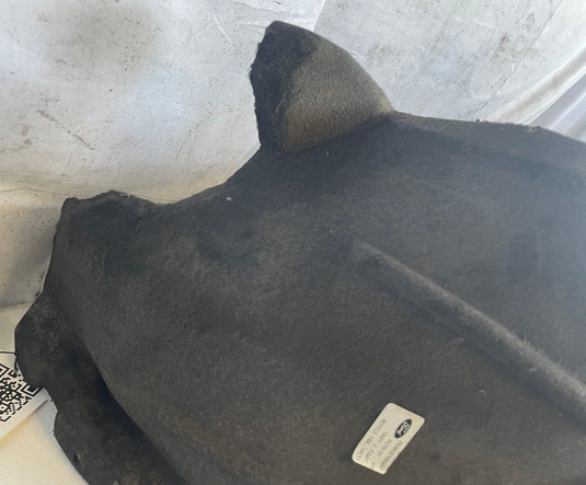 2015-23 FORD MUSTANG REAR RIGHT INNER QUARTER LINER SPLASH SHIELD GUARD