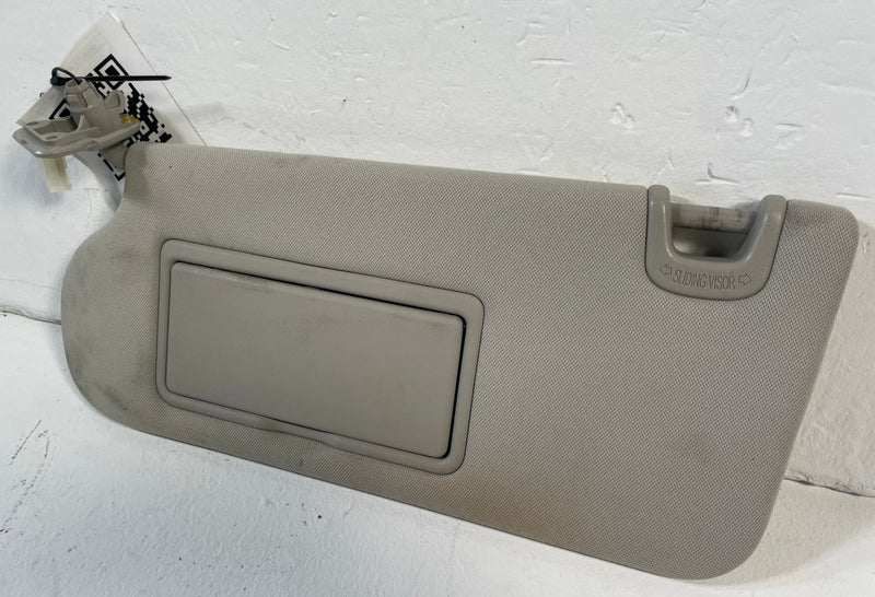 Load image into Gallery viewer, 2019 - 2025 INFINITI QX50 FRONT LEFT DRIVER SIDE SUNVISOR SUN VISOR # 106459
