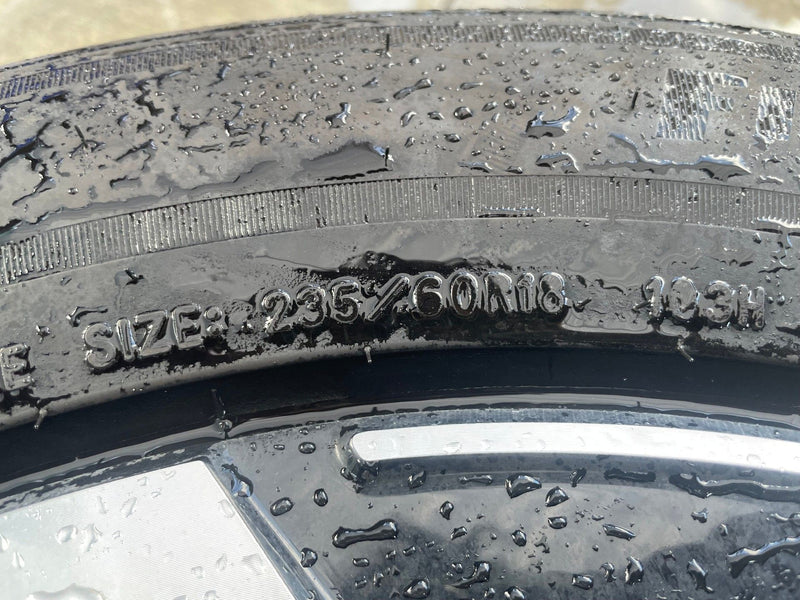 Load image into Gallery viewer, HYUNDAI SANTA FE 18" 18x7.5 BLACK ALLOY WHEEL RIM W/ TIRE (ONLY#1) 24-26 #112123
