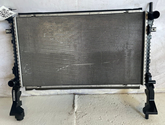 2015-2023 FORD MUSTANG ENGINE WATER COOLANT RADIATOR 2.3L FR33-8005-DJ