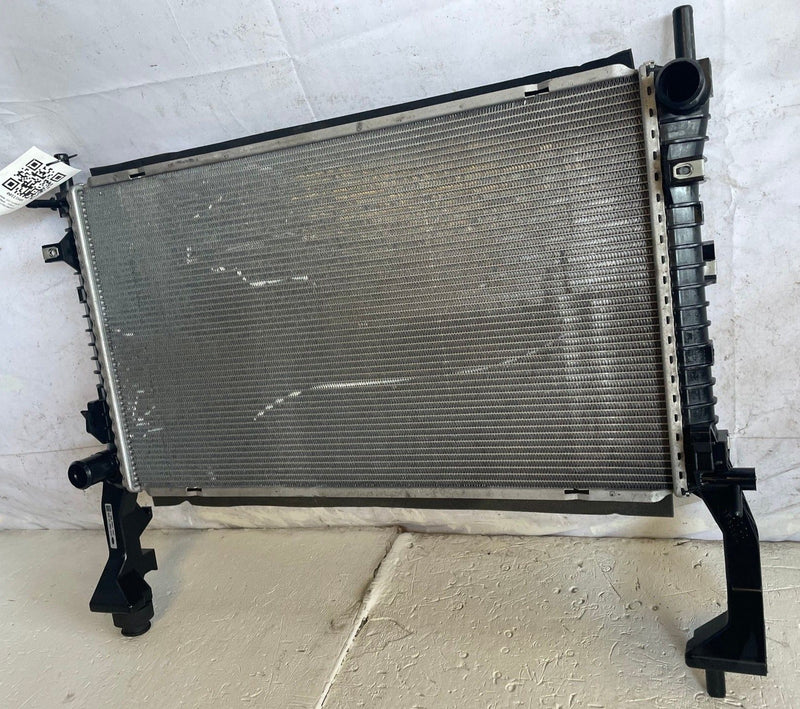 Load image into Gallery viewer, 2015-2023 FORD MUSTANG ENGINE WATER COOLANT RADIATOR 2.3L FR33-8005-DJ # 113549
