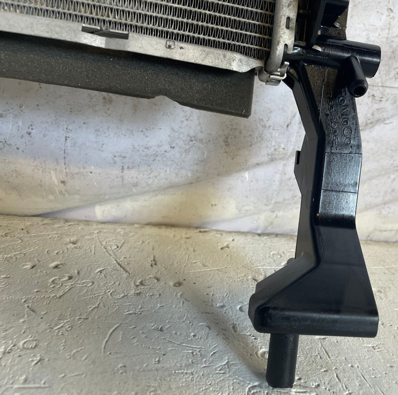 Load image into Gallery viewer, 2015-2023 FORD MUSTANG ENGINE WATER COOLANT RADIATOR 2.3L FR33-8005-DJ # 113549
