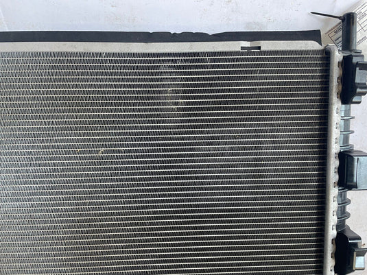 2015-2023 FORD MUSTANG ENGINE WATER COOLANT RADIATOR 2.3L FR33-8005-DJ