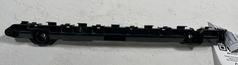 Load image into Gallery viewer, 2019-2025 HONDA PASSPORT REAR RIGHT SIDE BUMPER RETAINER MOUNT BRACKET # 113339
