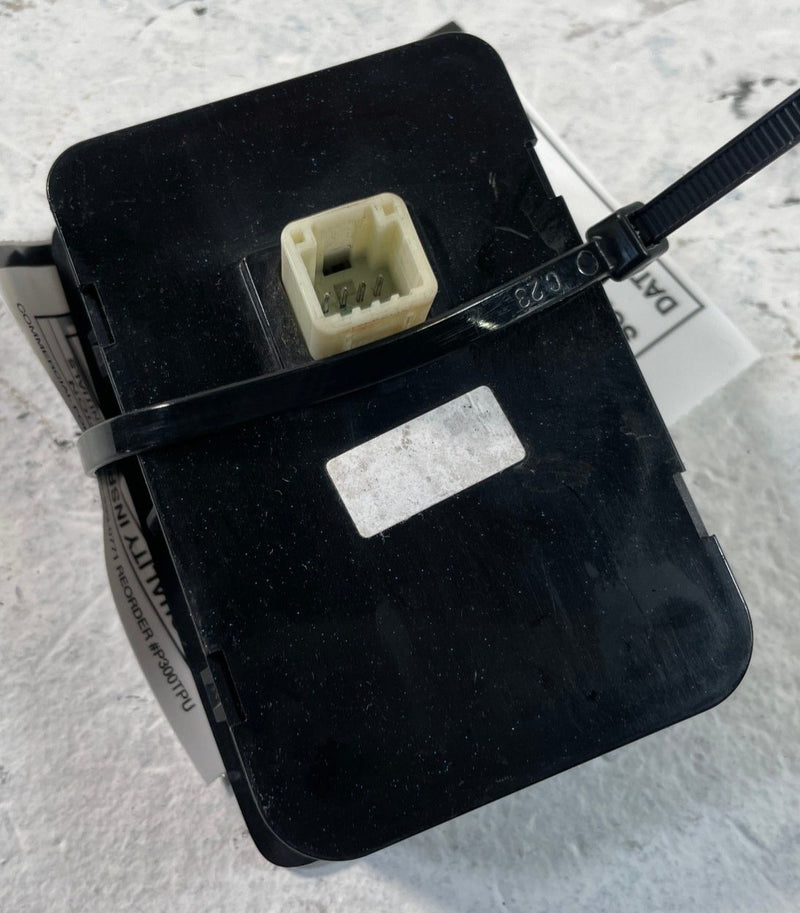 Load image into Gallery viewer, 20-25 HYUNDAI PALISADE CALLIGRAPHY REAR 2ND 3RD ROW SEAT FOLDING SWITCH # 109345
