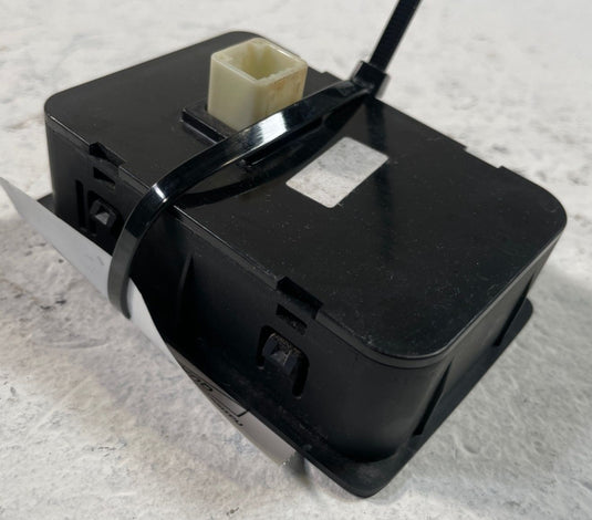 20-25 HYUNDAI PALISADE CALLIGRAPHY REAR 2ND 3RD ROW SEAT FOLDING SWITCH