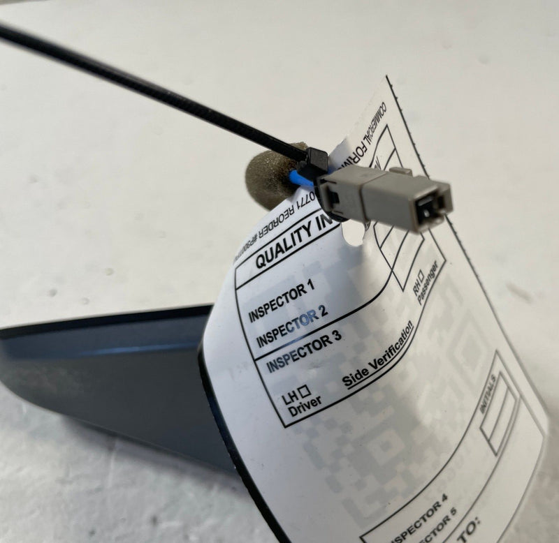 Load image into Gallery viewer, 21-24 KIA K5 EXTERIOR ROOF SHARK FIN RADIO ANTENNA MODULE SILVER (ERG) # 110662
