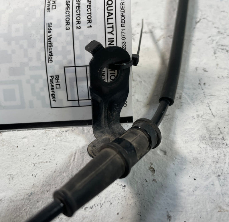 Load image into Gallery viewer, 20-25 HYUNDAI PALISADE FRONT RIGHT PASSENGER SIDE ABS WHEEL SPEED SENSOR #109329
