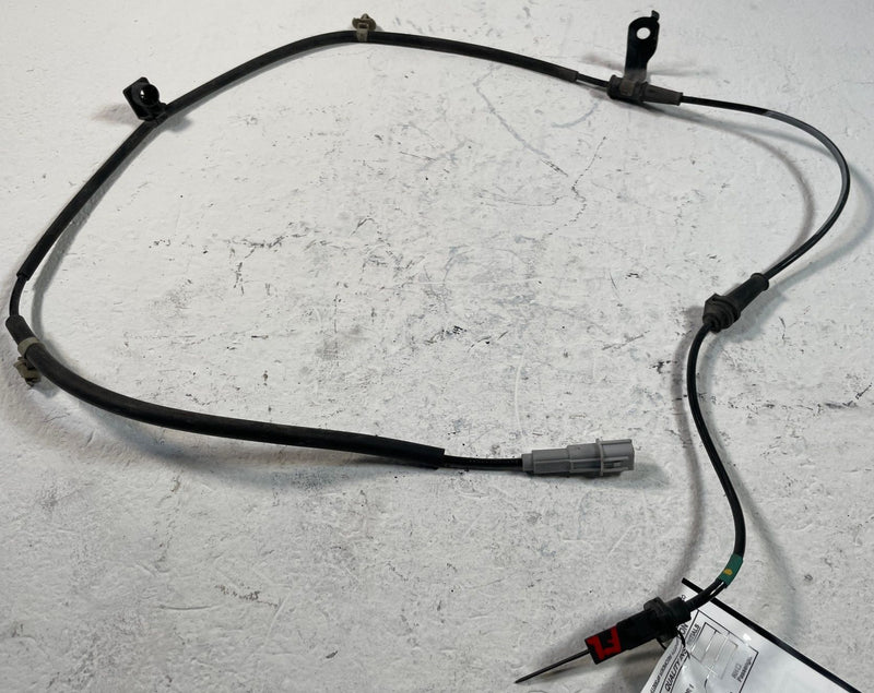 Load image into Gallery viewer, 2020-2025 HYUNDAI PALISADE FRONT LEFT DRIVER SIDE ABS WHEEL SPEED SENSOR #109331
