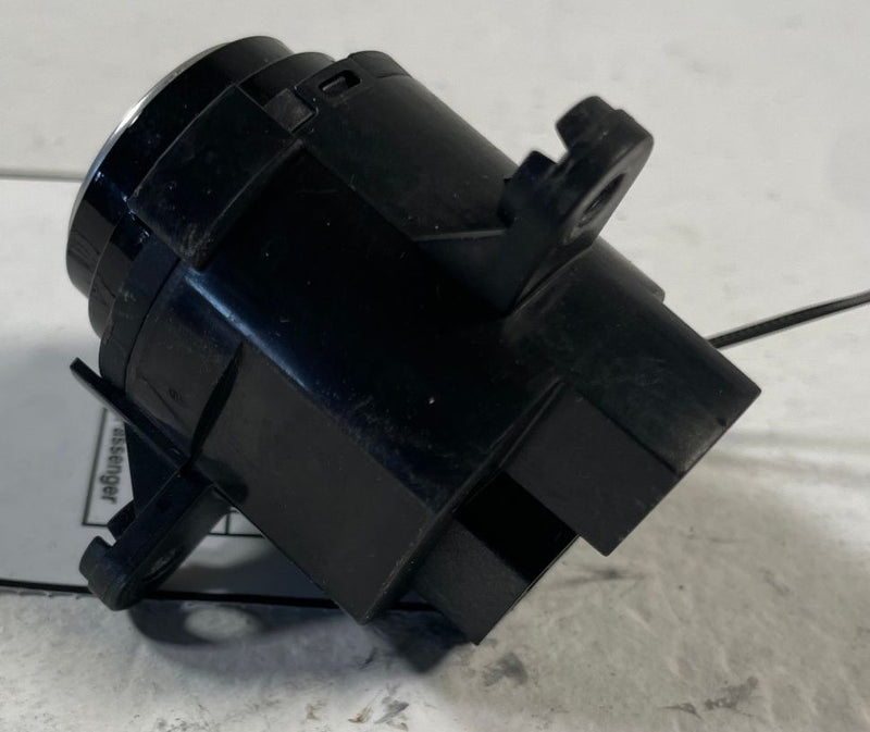 Load image into Gallery viewer, 2021 - 2026 KIA K5 LEFT DASH IGNITION START STOP CONTROL SWITCH BUTTON # 110664
