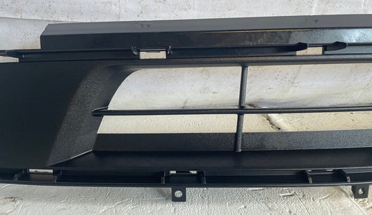 2018 - 2023 FORD MUSTANG FRONT BUMPER LOWER GRILLE BLACK JR3B-17K945-AD