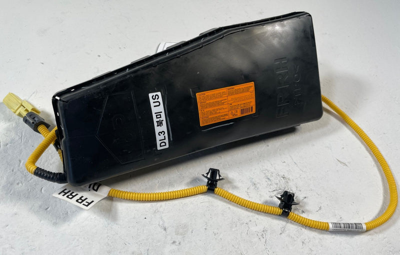 Load image into Gallery viewer, 2021 - 2024 KIA K5 FRONT RIGHT PASSSENGER SIDE SEAT AIRBAG AIR BAG # 110652
