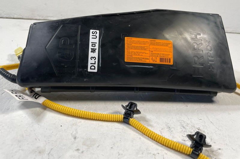 Load image into Gallery viewer, 2021 - 2024 KIA K5 FRONT RIGHT PASSSENGER SIDE SEAT AIRBAG AIR BAG # 110652
