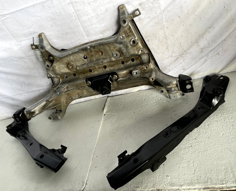 Load image into Gallery viewer, 2023-2025 HONDA ACCORD FWD FRONT SUSPENSION SUBFRAME CROSSMEMBER CRADLE # 110625
