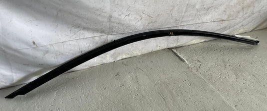 15-23 FORD MUSTANG FRONT RIGHT PASSENGER SIDE ROOF MOLDING COVER PANEL