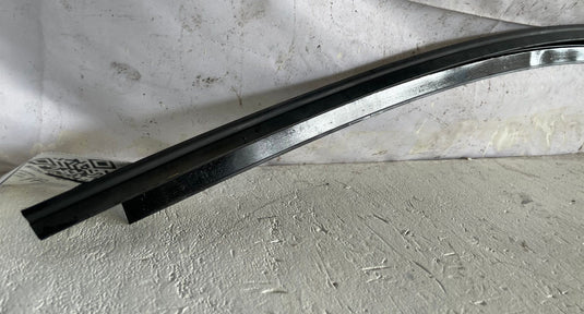 15-23 FORD MUSTANG FRONT RIGHT PASSENGER SIDE ROOF MOLDING COVER PANEL