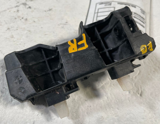 2021 - 2024 KIA K5 FRONT RIGHT PASSENGER SIDE BUMPER SUPPORT BRACKET