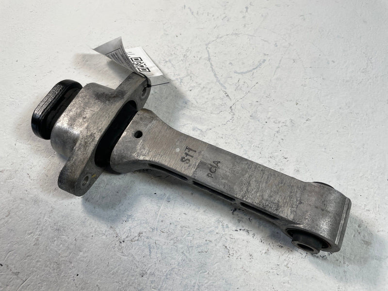Load image into Gallery viewer, 19-25 HYUNDAI PALISADE SANTA FE ENGINE MOTOR MOUNT TORQUE ARM ROLL ROD # 109360
