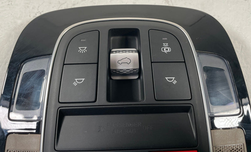 Load image into Gallery viewer, 21-23 HYUNDAI SANTA FE INTERIOR FRONT OVERHEAD ROOF MAP DOME LIGHT LAMP # 107922
