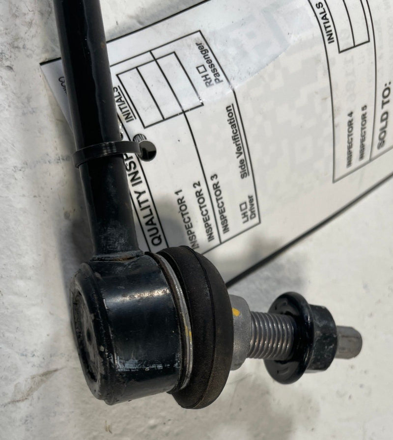 Load image into Gallery viewer, 21-26 KIA K5 FRONT LEFT OR RIGHT STABILIZER SWAY ANTI ROLL BAR END LINK # 110650
