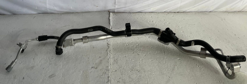 Load image into Gallery viewer, 19-24 BMW 330i RWD AC A/C AIR CONDITIONING HOSE TUBE PIPE LINE ASSEMBLY # 106368
