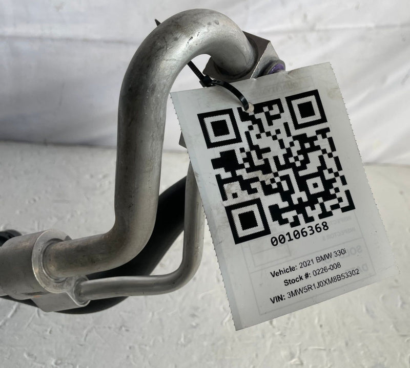 Load image into Gallery viewer, 19-24 BMW 330i RWD AC A/C AIR CONDITIONING HOSE TUBE PIPE LINE ASSEMBLY # 106368
