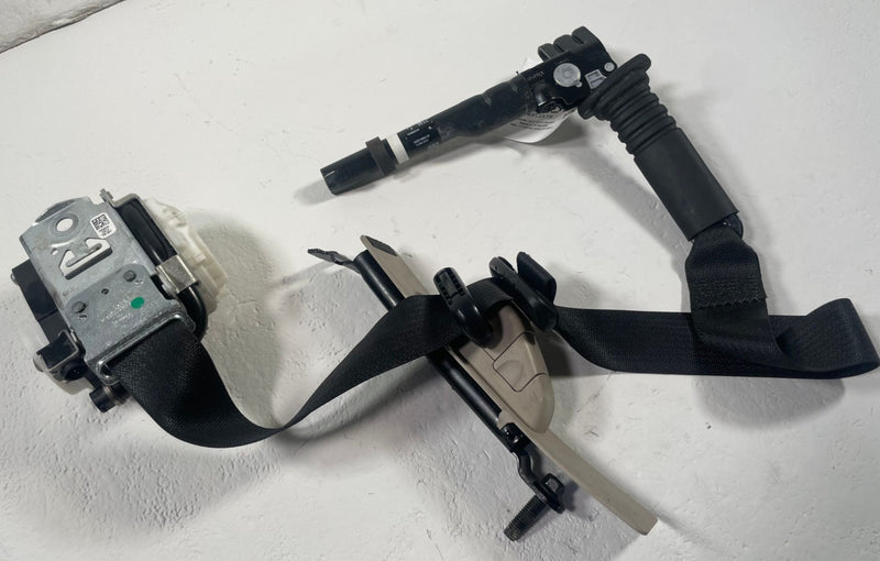 Load image into Gallery viewer, 2019-2023 FORD RANGER FRONT RIGHT PASSENGER SIDE SEATBELT RETRACTOR 2.3L #112178
