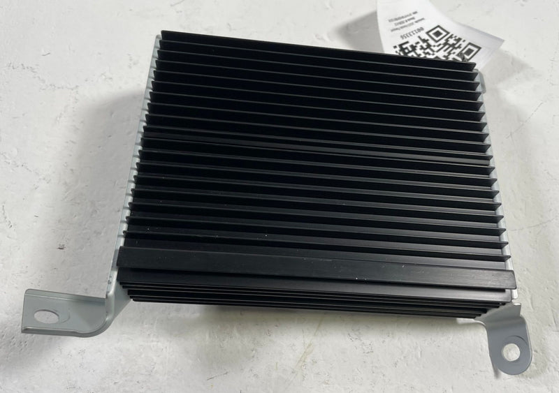 Load image into Gallery viewer, 2021-2025 HONDA PASSPORT RADIO AMPLIFIER CONTROL MODULE UNIT 39186TGSA01 #113356
